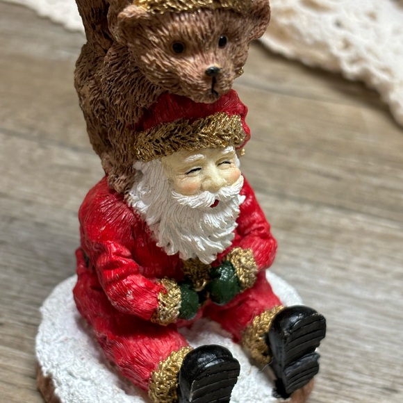 Santa Statue Sitting with 3 Bears on Top Christmas Holiday Decoration - Picture 3 of 12